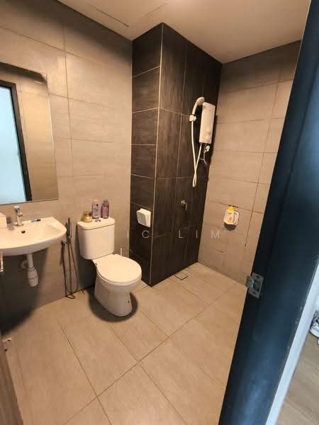 Kediaman Servis untuk Disewa di The New Duo @ Edumetro - Eric Lim - Bathroom - PropertyGuru.com.my