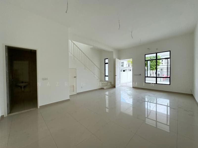 Terraced House for Sale in Eco Grandeur (Puncak Alam) - Nazrin Hakimin - Living Room - PropertyGuru.com.my