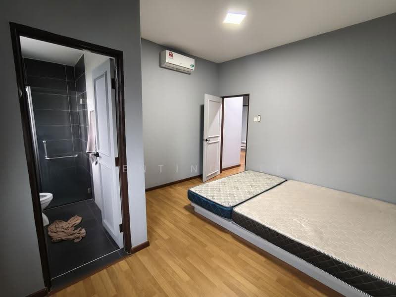 Semi-Detached House for Sale in Taman Nusa Bestari (Iskandar Puteri (Nusajaya)) - Wenting Lee - Bedroom - PropertyGuru.com.my