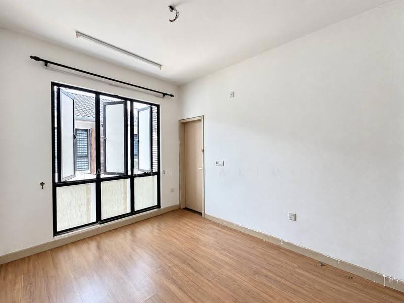 Terraced House for Sale in Elmina (Shah Alam) - Nazrin Hakimin - PropertyGuru.com.my