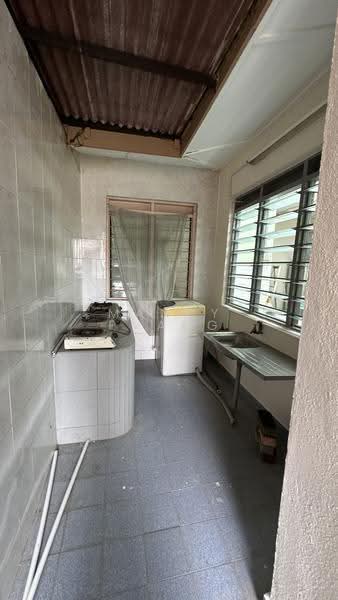 Rumah Teres 1-Tingkat untuk Disewa di Bercham (Ipoh) - Mandy Phang - Kitchen - PropertyGuru.com.my