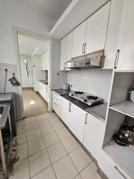2.5-storey Terraced House for Sale in Mont Kiara (Kuala Lumpur) - Pauline CHIN - Kitchen - PropertyGuru.com.my