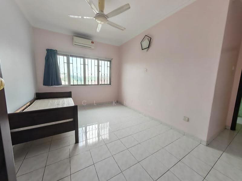 Apartment for Rent at Pangsapuri Sri Mekar - Cl Khoo - Bedroom - PropertyGuru.com.my