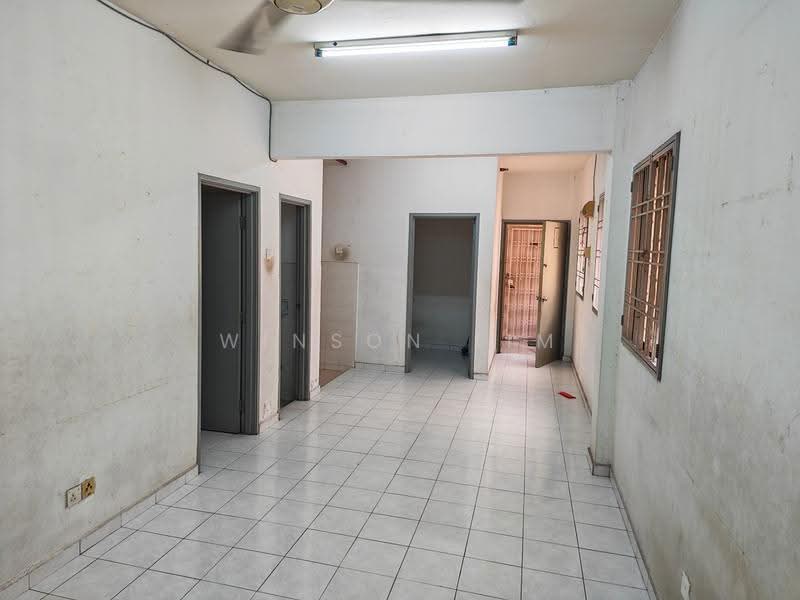 Pangsapuri untuk Dijual di Cheras Business Centre - Winson Lim - Corridor - PropertyGuru.com.my