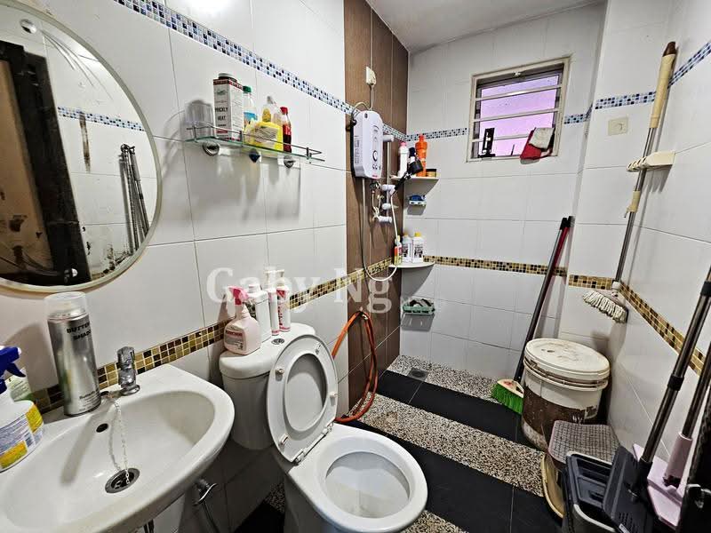 Rumah Teres 2-Tingkat untuk Dijual di Bandar Mahkota Cheras (Cheras) - Gaby Ng - Bathroom - PropertyGuru.com.my