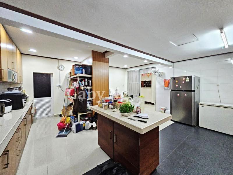 Rumah Teres 2-Tingkat untuk Dijual di Bandar Mahkota Cheras (Cheras) - Gaby Ng - Kitchen - PropertyGuru.com.my