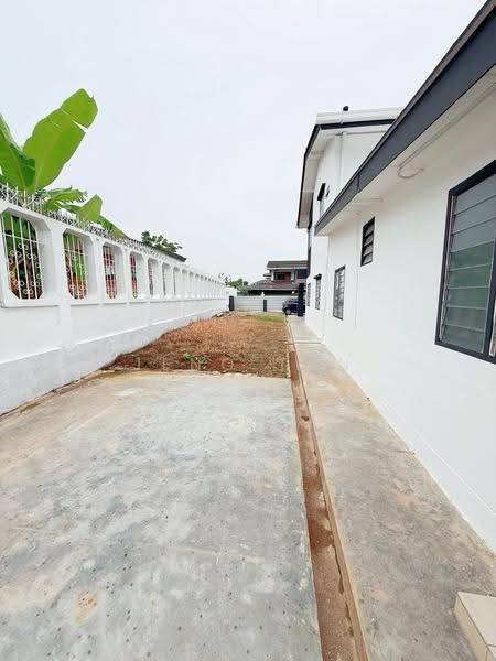 2-storey Terraced House for Sale in Kuching (Sarawak) - Jeno Tan - PropertyGuru.com.my
