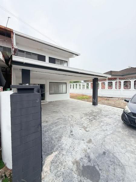 2-storey Terraced House for Sale in Kuching (Sarawak) - Jeno Tan - PropertyGuru.com.my