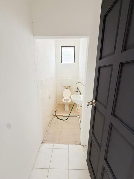 2-storey Terraced House for Sale in Kuching (Sarawak) - Jeno Tan - Bathroom - PropertyGuru.com.my