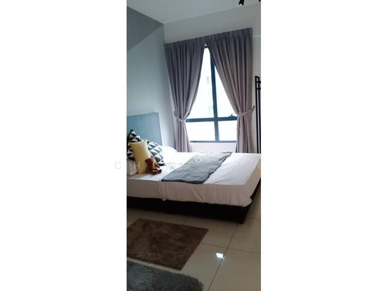 Kediaman Servis untuk Dijual di Luminari - Chloe Tan - Bedroom - PropertyGuru.com.my