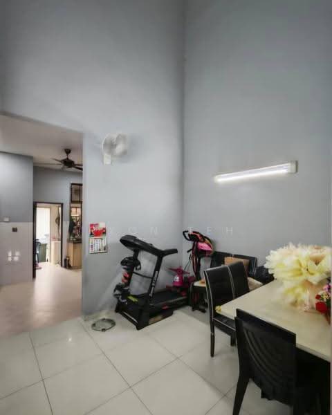 1-storey Terraced House for Sale in Taman Molek (Johor Bahru) - Ryon Teh - Interior - PropertyGuru.com.my