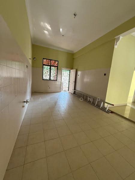Semi-Detached House for Sale in Taman Melawati (Ulu Kelang) - Aaron Ong - Kitchen - PropertyGuru.com.my