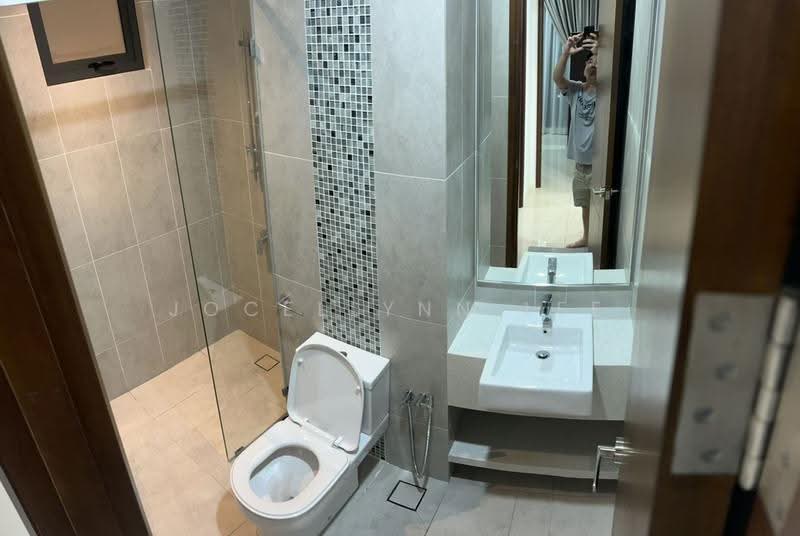 Condominium for Rent at Queens Residences Q2 @ Queens Waterfront - Jocellynn Lee - Bathroom - PropertyGuru.com.my