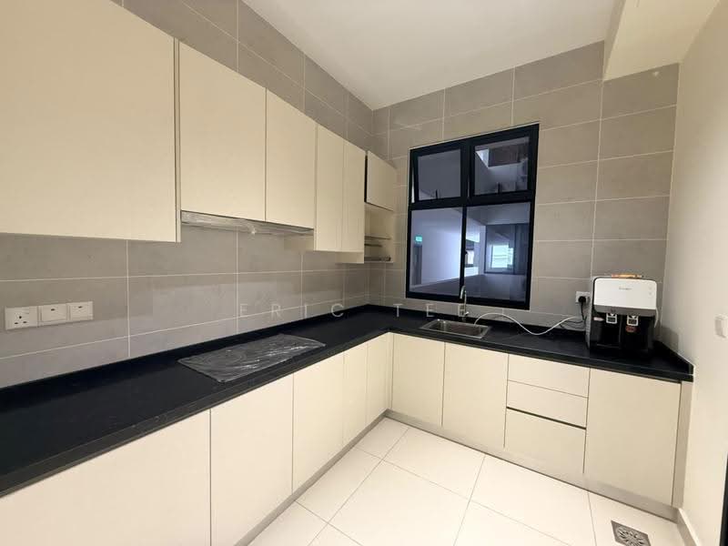 Condominium for Rent at Twin Tower Residence - Eric Tee - Kitchen - PropertyGuru.com.my