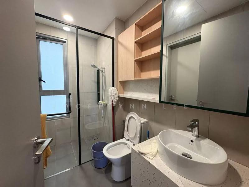 Kediaman Servis untuk Disewa di The Meg Serviced Residence - Jocellynn Lee - Bathroom - PropertyGuru.com.my