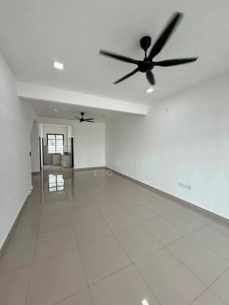 Terraced House for Rent in Bandar Dato Onn (Tebrau) - Nicholas Low - Living Room - PropertyGuru.com.my