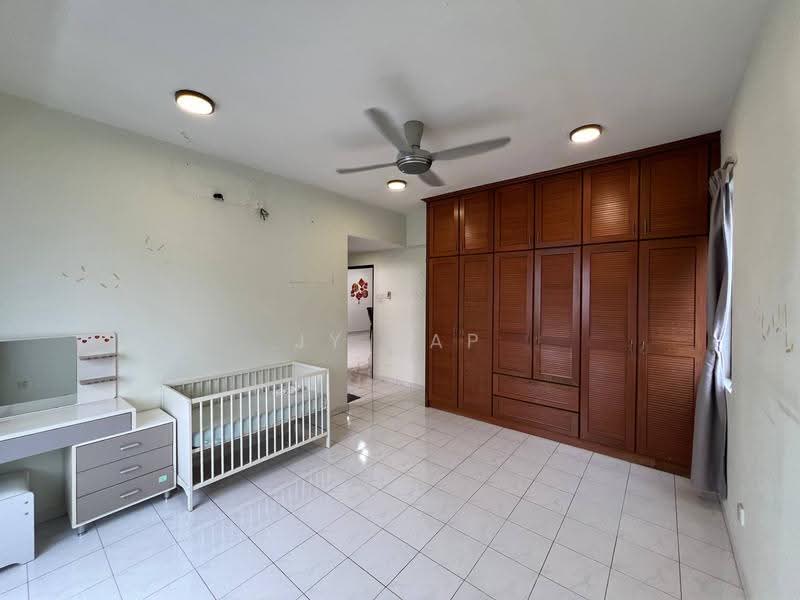 Kondominium untuk Dijual di Duta Ria - JY Yap - Bedroom - PropertyGuru.com.my