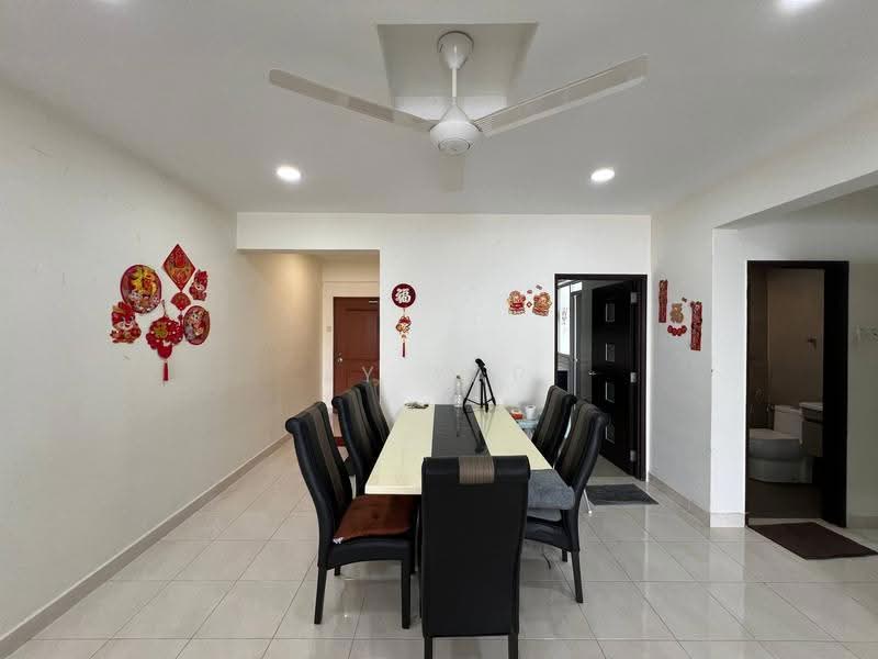 Kondominium untuk Dijual di Duta Ria - JY Yap - Dining Room - PropertyGuru.com.my