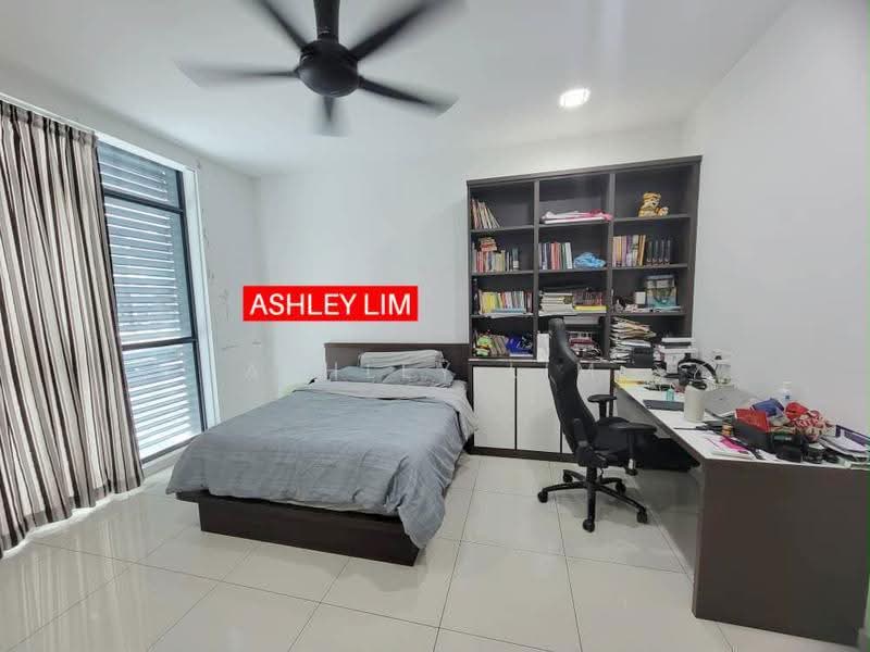 3-storey Terraced House for Sale in Sungai Ara (Penang) - Ashley Lim - Bedroom - PropertyGuru.com.my