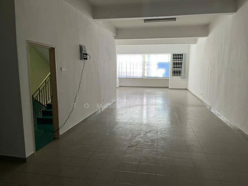 Shop / Office for Sale in Bandar Baru Permas Jaya (Permas Jaya) - Tommy Lim - PropertyGuru.com.my