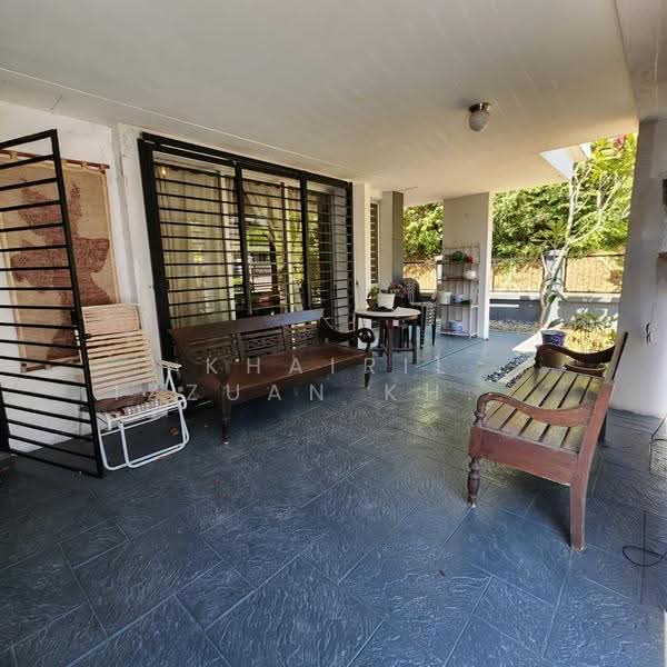 2.5-storey Terraced House for Sale in Sunway Alam Suria (Shah Alam) - Khairil Izzuan Khairuddin - Exterior - PropertyGuru.com.my