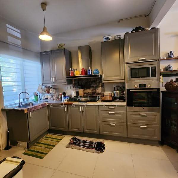 2.5-storey Terraced House for Sale in Sunway Alam Suria (Shah Alam) - Khairil Izzuan Khairuddin - Kitchen - PropertyGuru.com.my