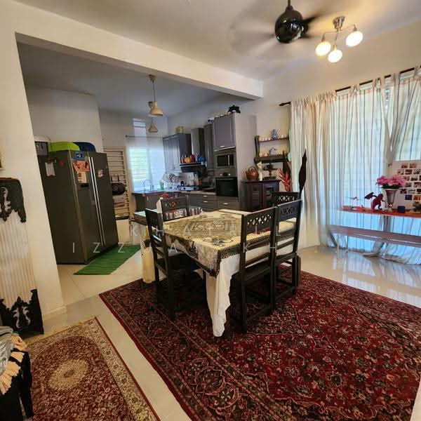 2.5-storey Terraced House for Sale in Sunway Alam Suria (Shah Alam) - Khairil Izzuan Khairuddin - Kitchen - PropertyGuru.com.my