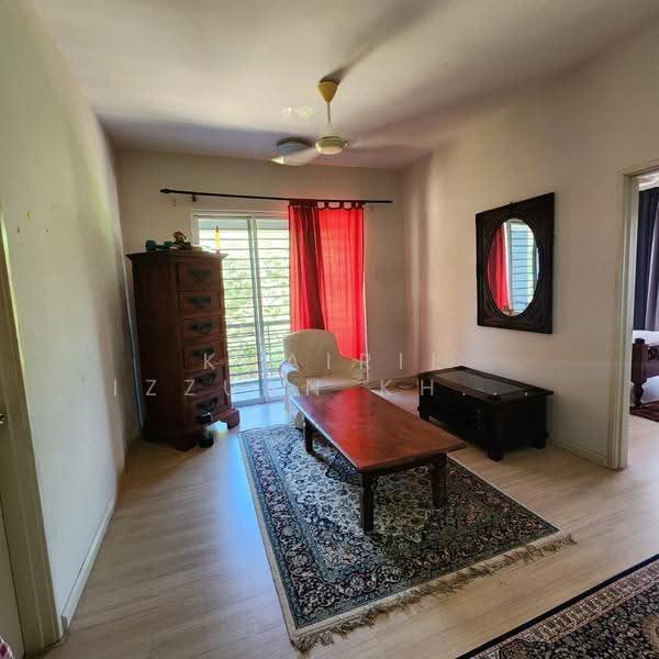 2.5-storey Terraced House for Sale in Sunway Alam Suria (Shah Alam) - Khairil Izzuan Khairuddin - Living Room - PropertyGuru.com.my