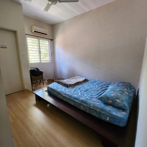2.5-storey Terraced House for Sale in Sunway Alam Suria (Shah Alam) - Khairil Izzuan Khairuddin - Bedroom - PropertyGuru.com.my