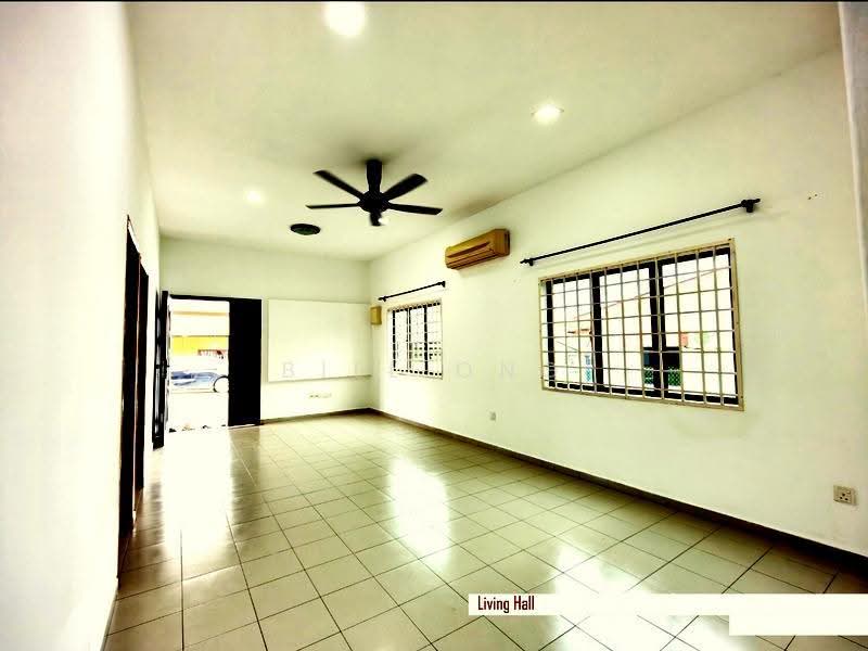 Bungalow House for Rent in Kampung Poh Chee Leng (Skudai) - Bill Ong - Living Room - PropertyGuru.com.my