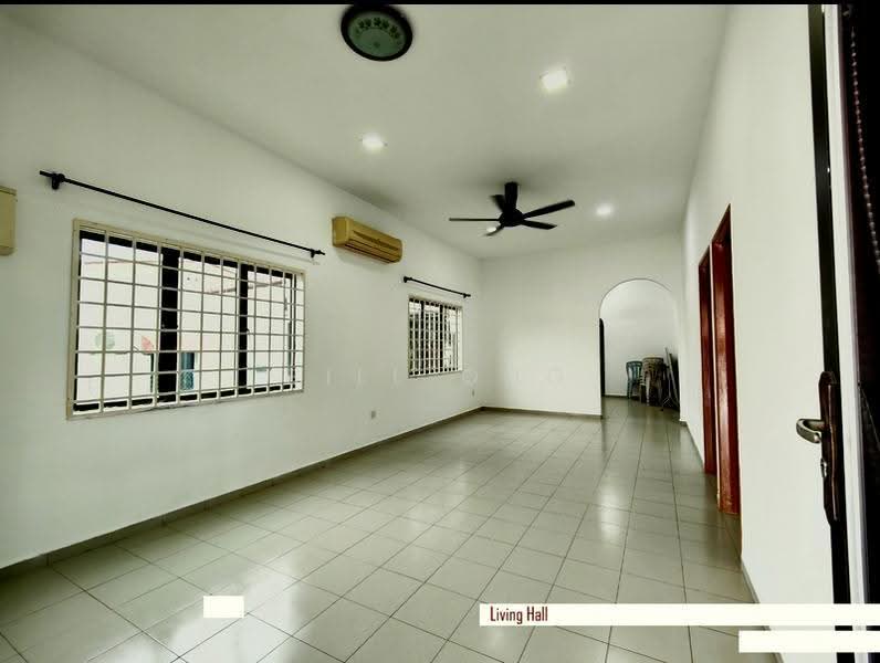 Bungalow House for Rent in Kampung Poh Chee Leng (Skudai) - Bill Ong - Living Room - PropertyGuru.com.my