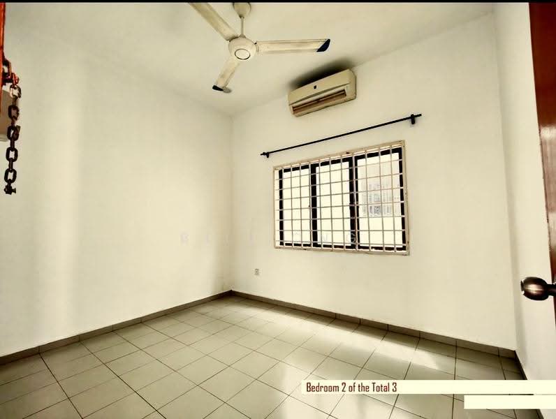 Bungalow House for Rent in Kampung Poh Chee Leng (Skudai) - Bill Ong - Bedroom - PropertyGuru.com.my