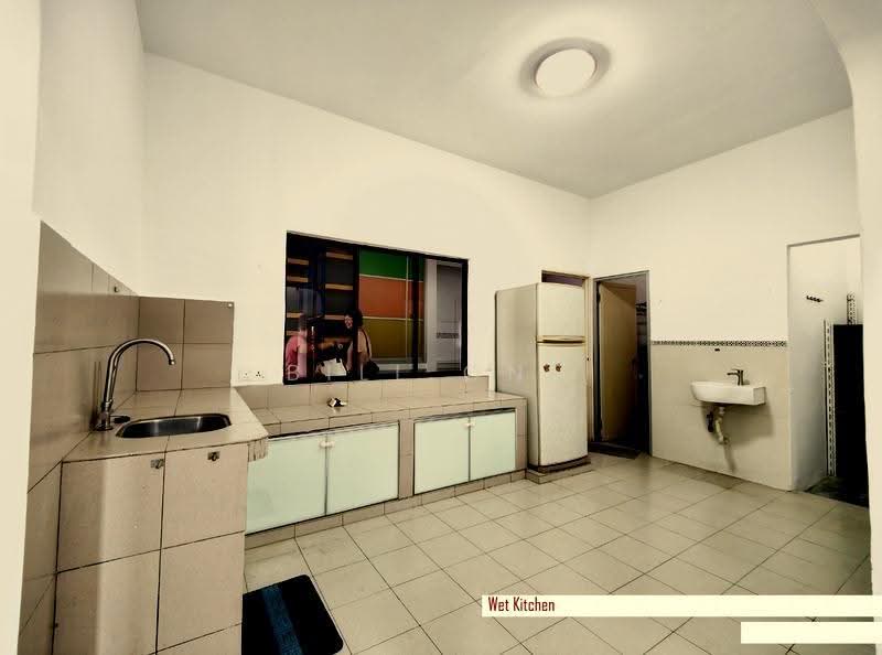 Bungalow House for Rent in Kampung Poh Chee Leng (Skudai) - Bill Ong - Kitchen - PropertyGuru.com.my