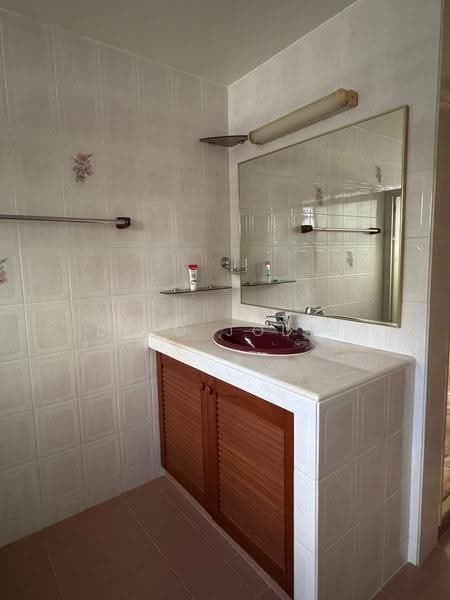 Bungalow House for Sale in Seremban (Negeri Sembilan) - Ding Jodie - Bathroom - PropertyGuru.com.my