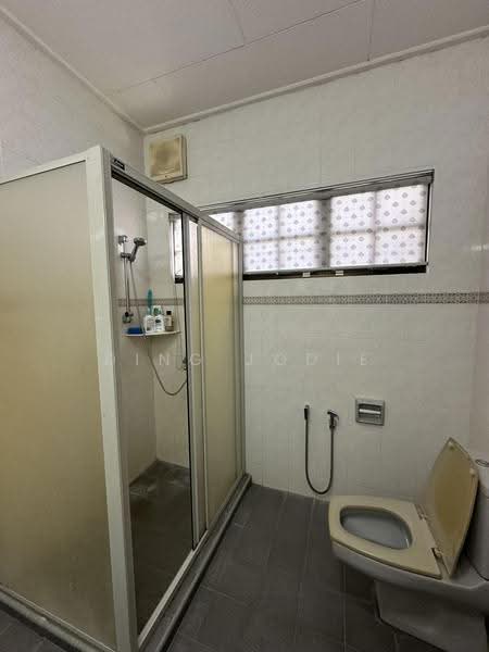 Bungalow House for Sale in Seremban (Negeri Sembilan) - Ding Jodie - Bathroom - PropertyGuru.com.my