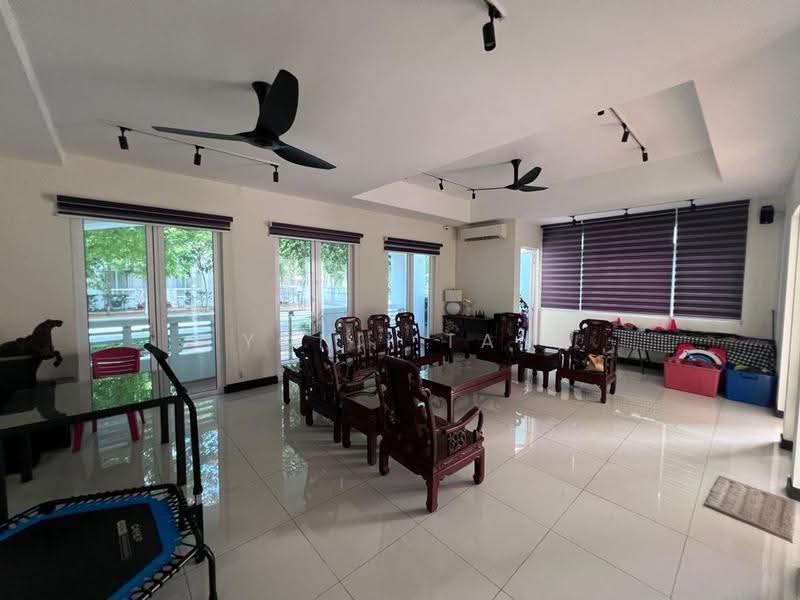Rumah Teres untuk Dijual di Tanjung Tokong (Penang) - Yonii Tan - Living Room - PropertyGuru.com.my