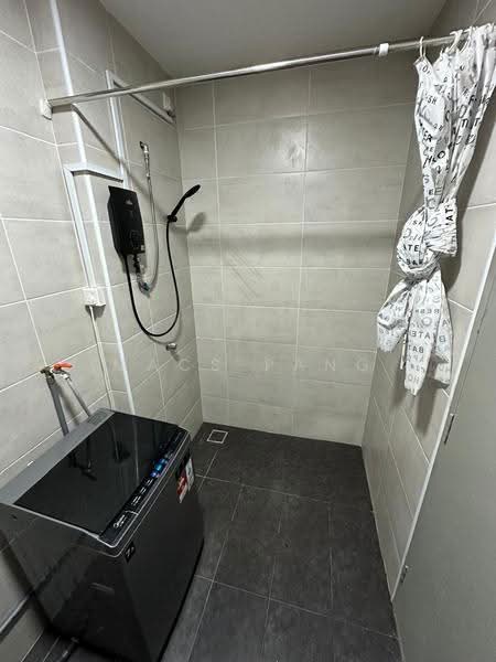 Service Residence for Rent at B11 Parkland Residence - Macs Pang - Bathroom - PropertyGuru.com.my