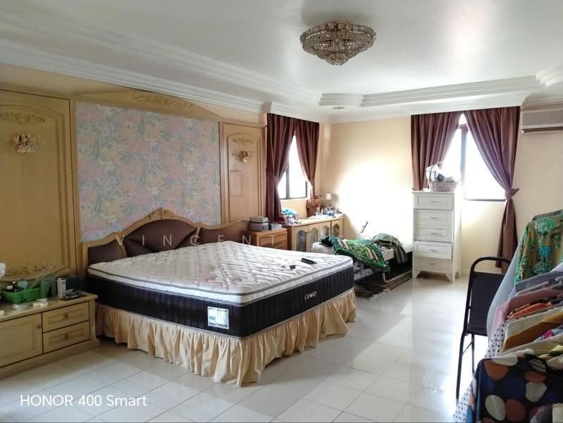 Bungalow House for Sale in Kota Kinabalu (Sabah) - Vincent Leong - Bedroom - PropertyGuru.com.my