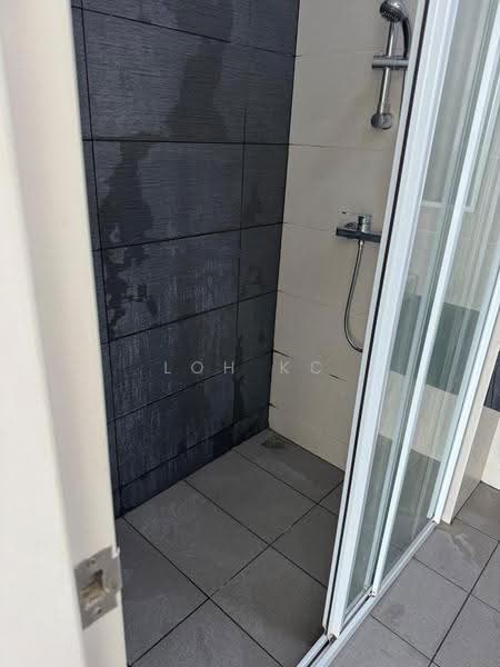 Service Residence for Rent at 28 Boulevard - Loh KC - Bathroom - PropertyGuru.com.my