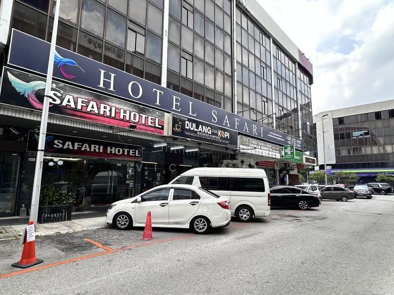 Shop for Rent in Ampang Jaya (Ampang) - Vic Tan - Exterior - PropertyGuru.com.my