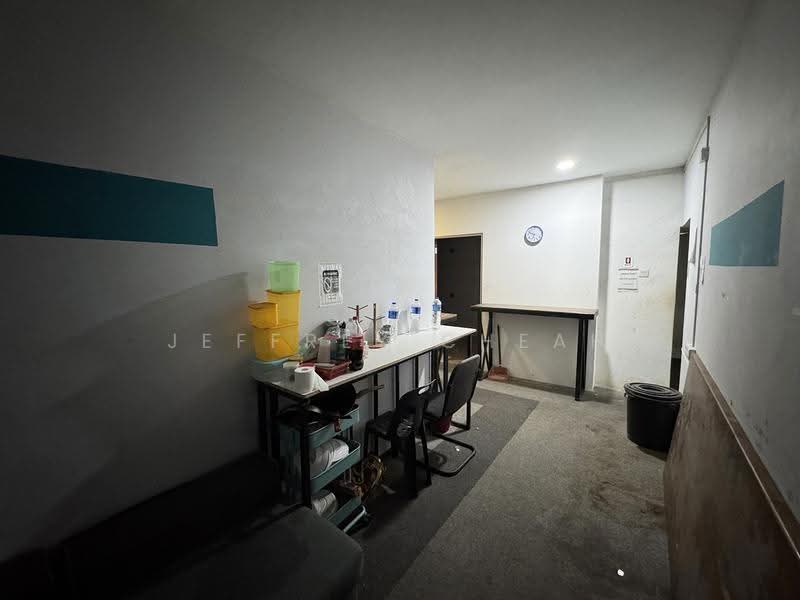 Shop for Rent in Fraser Business Park (Kuala Lumpur) - Jeffrey Cheah - Corridor - PropertyGuru.com.my
