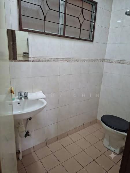Apartment for Sale at Pangsapuri Saraka - Wendy Chin - Bathroom - PropertyGuru.com.my
