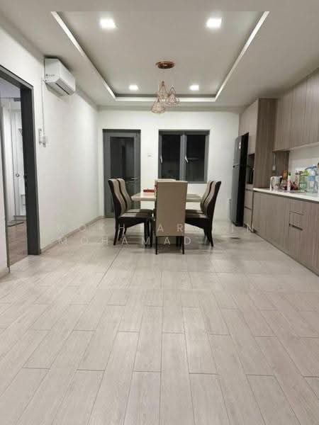 Kondominium untuk Disewa di Lakefront Residence - Mokhtar Bin Mohamad Akhir - Dining Room - PropertyGuru.com.my