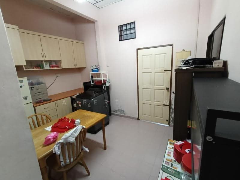 1-storey Terraced House for Sale in Pontian (Johor) - Albert Liew - Kitchen - PropertyGuru.com.my