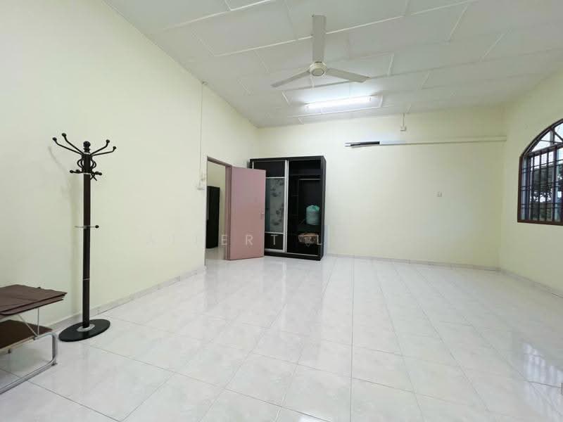 2-storey Terraced House for Sale in Taman Pulai Utama (Skudai) - Albert Liew - Interior - PropertyGuru.com.my