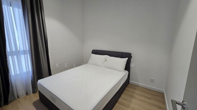 Kediaman Servis untuk Dijual di The Meg Serviced Residence - Kelvin Lim - Bedroom - PropertyGuru.com.my
