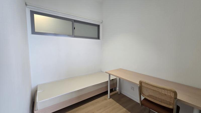 Kediaman Servis untuk Dijual di The Meg Serviced Residence - Kelvin Lim - Bedroom - PropertyGuru.com.my
