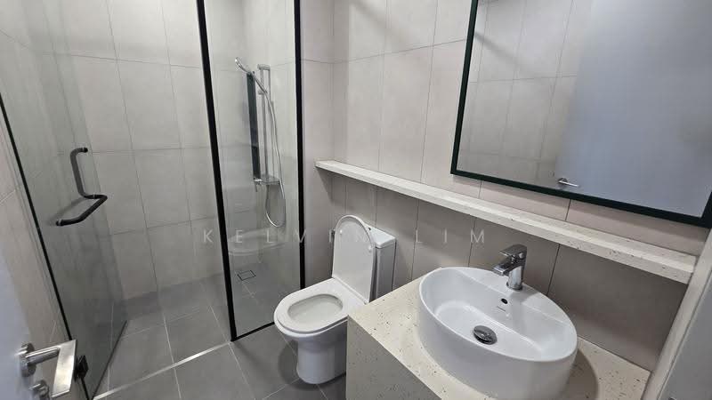 Kediaman Servis untuk Dijual di The Meg Serviced Residence - Kelvin Lim - Bathroom - PropertyGuru.com.my