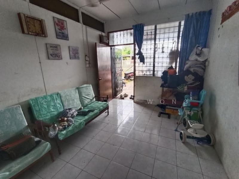 1-storey Terraced House for Sale in Kota Kinabalu (Sabah) - Ching Hui Wong - Living Room - PropertyGuru.com.my