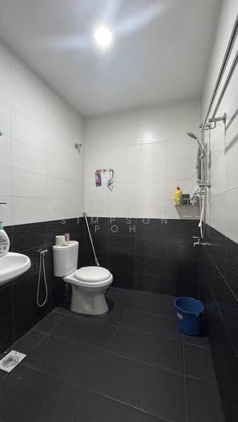 Terraced House for Rent in Taman Nusa Perintis 2 (Iskandar Puteri (Nusajaya)) - Simpson Poh - Bathroom - PropertyGuru.com.my